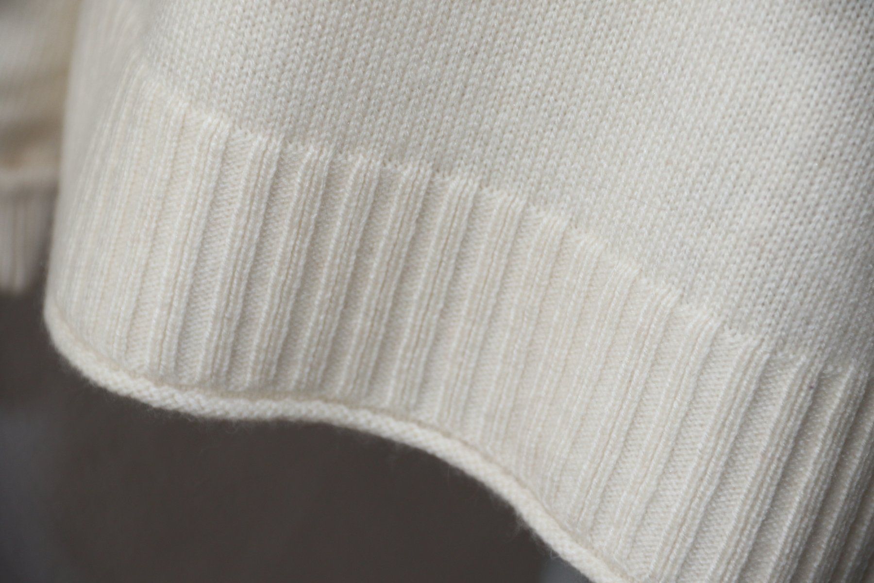 Pullover & Sweatshirts: Neuer toller Pullover aus Wolle + Kaschmir Gr.L-M – Neu und originalverpackt aus Oberwil-Lieli von Svetlana28 6