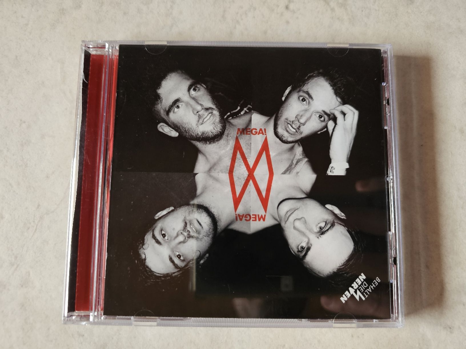 CD: Mega Mega  -  Behalt die Nerven – Usato da Schneisingen venduto da backstore24