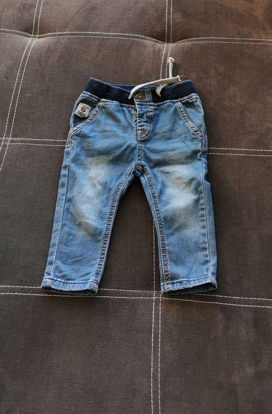 Kleiderpakete & -sets: Pyjama + Jeans Gr 68 – Gebraucht aus Zollikofen von samantha308 1