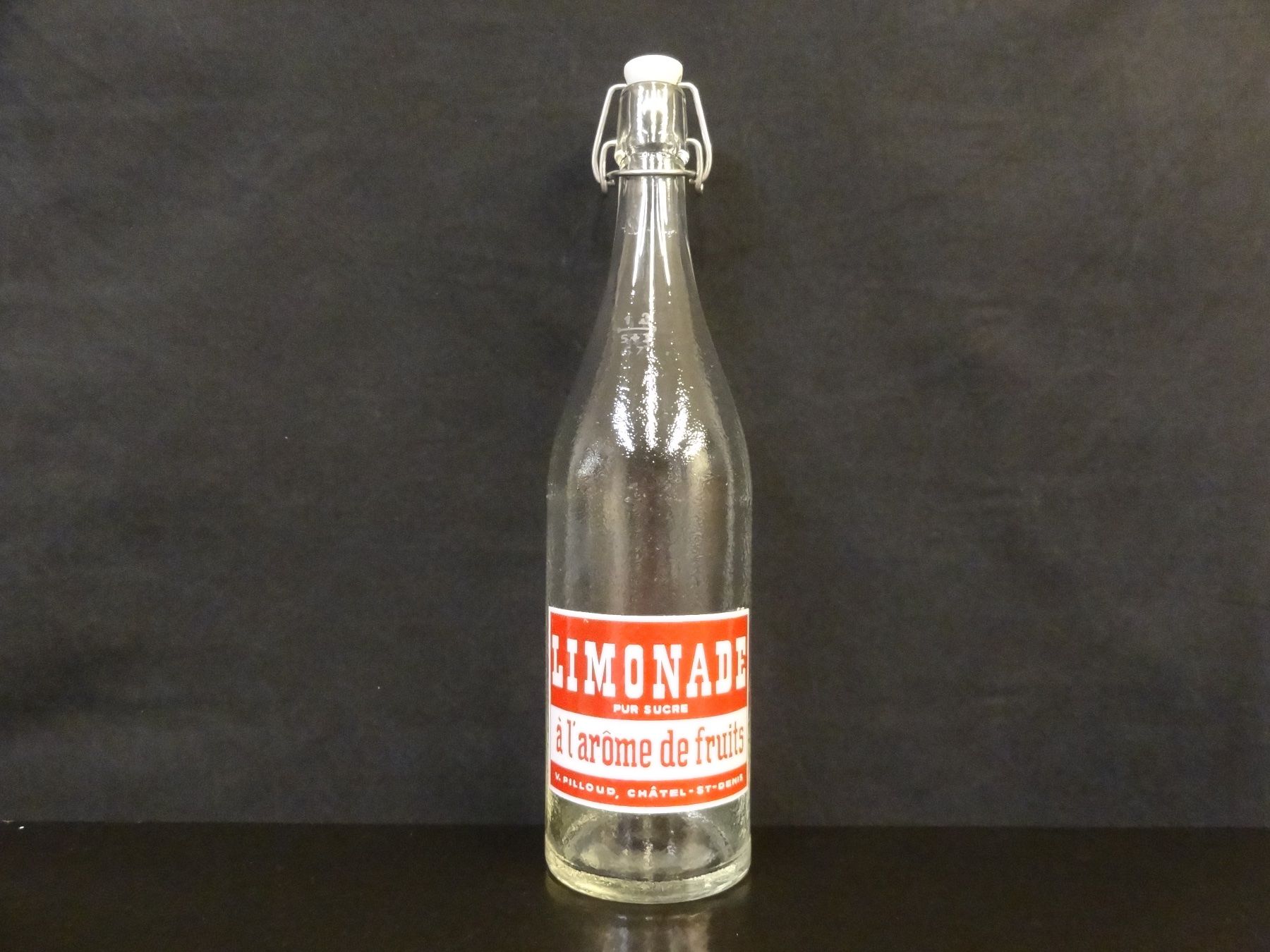 Gläser, Krüge & Flaschen: Flasche LIMONADE PUR SUCRE V. PILLOUD CHÂTEL-ST-DENIS 1967 – Gebraucht aus Kerzers von Flaschenposten