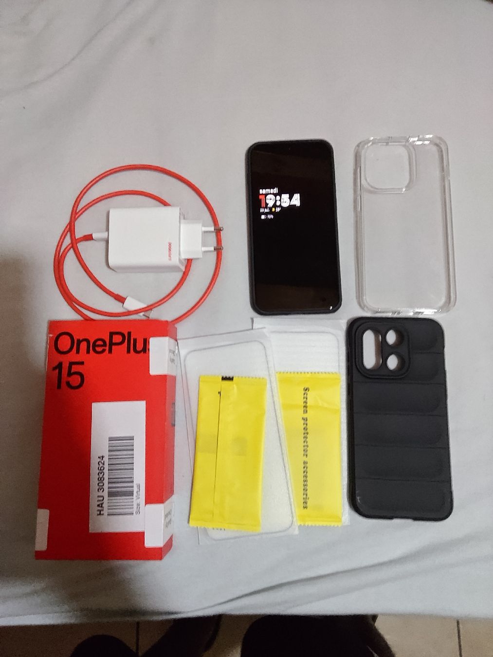 OnePlus Telefoni cellulari / Smartphones: OnePlus 15 Comme Neuf 256GB – Nuovo (secondo la descrizione) da Saxon venduto da Veppu94 5