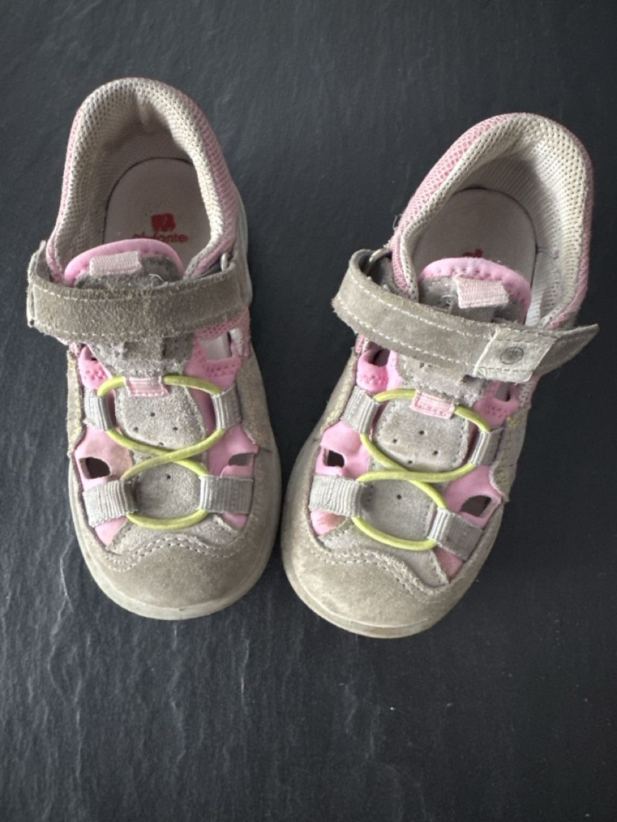 Elefanten Scarpe per ragazze: Sandalen Elefanten Grösse  rosa/grau – Usato da Zürich venduto da Petrui