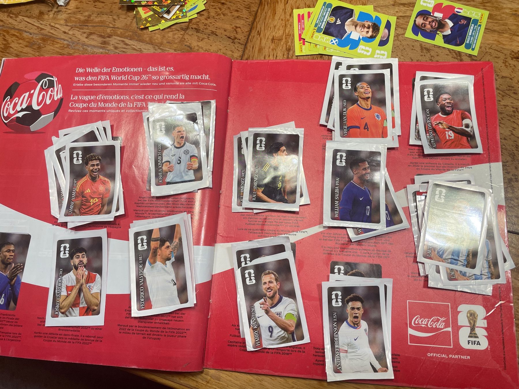 Panini Carte collezionabili: Panini WM 2026 - Coca Cola Extra Sticker - Ganzes Set – Usato da Zürich venduto da Submit123