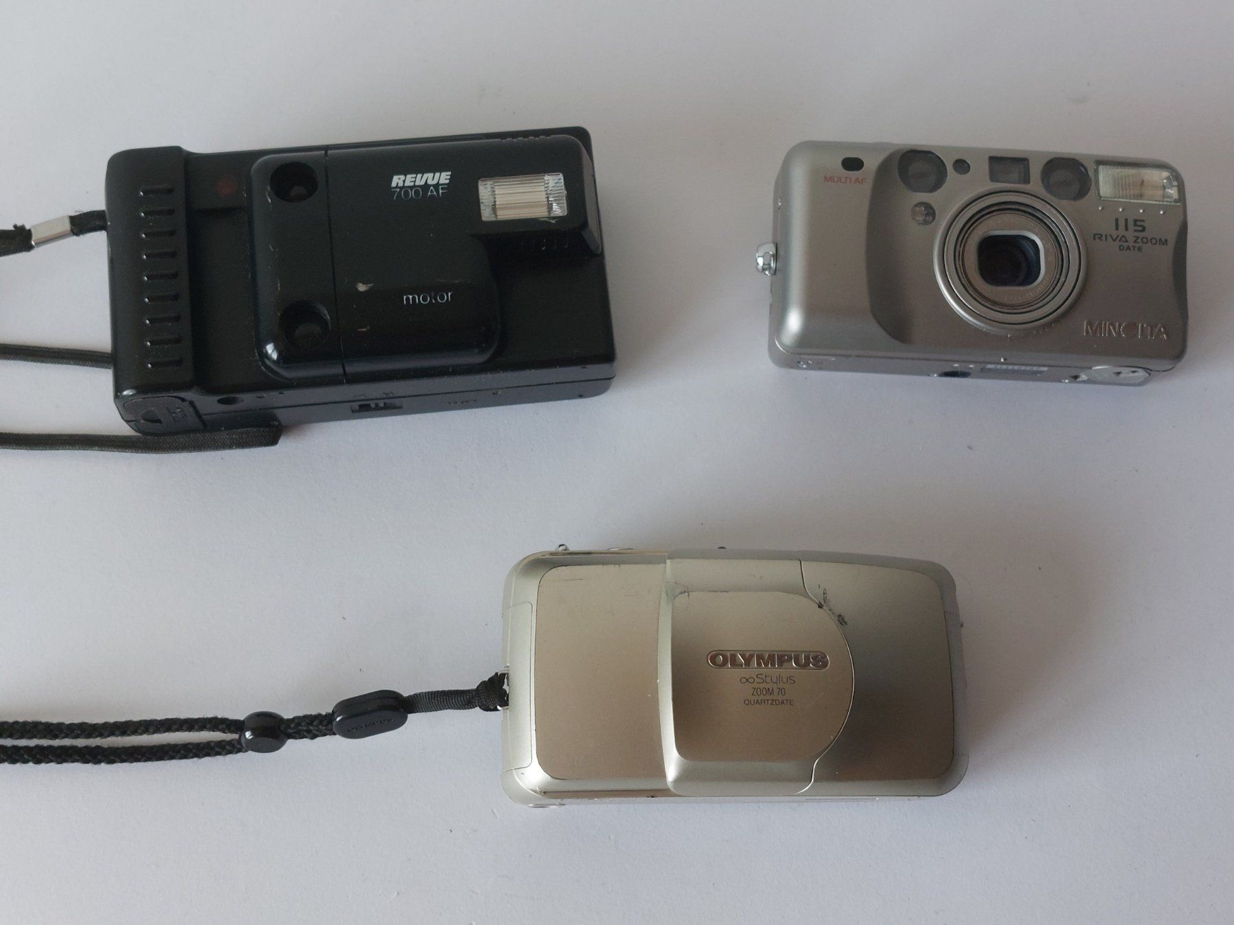 Appareil photo: 3 Analoge Kompaktkameras – Défectueux à Schmitten FR par losim1 1