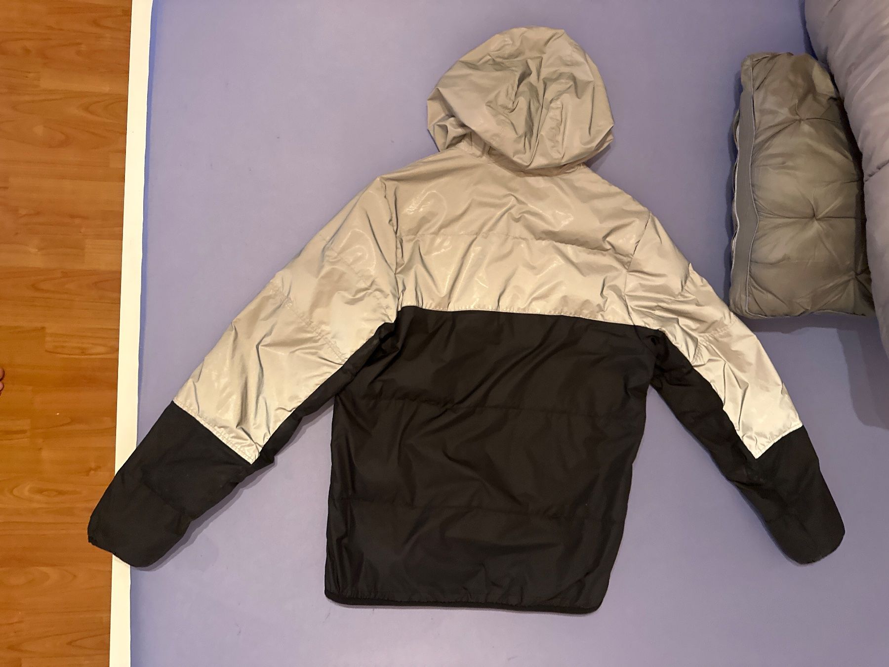 Nike Giacche: Nike Reflektionsjacke – Usato da Dintikon venduto da nea_tyx6 1
