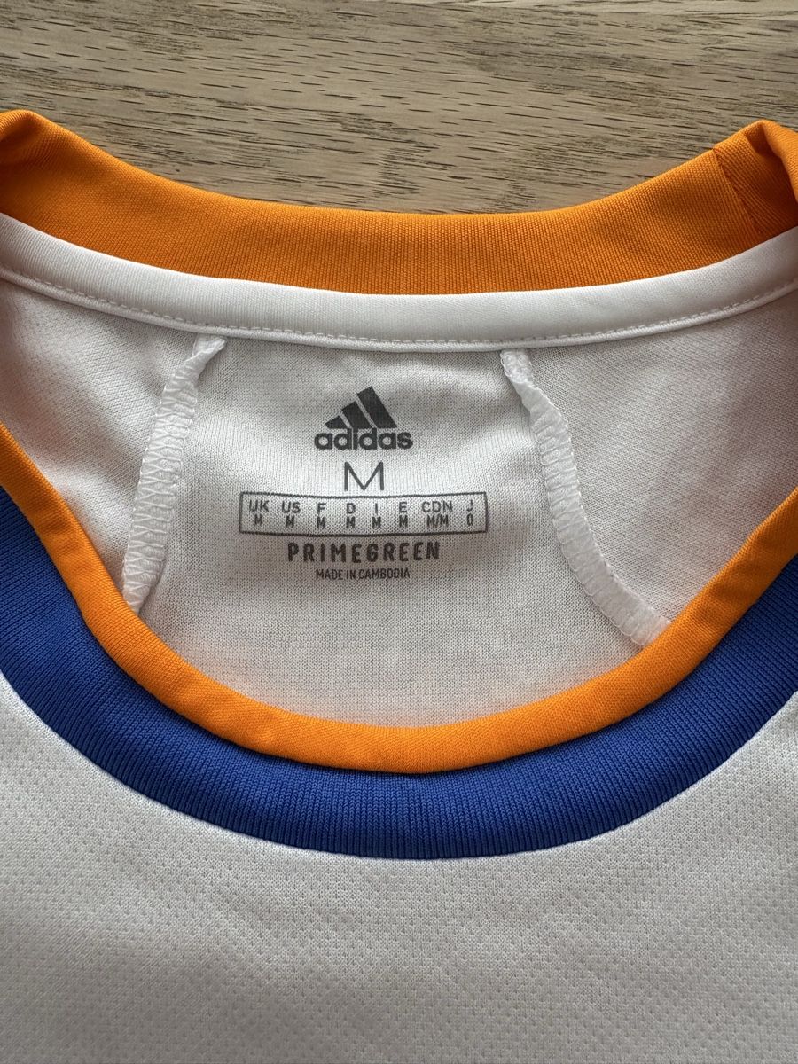 Real Madrid Maillots de corps & Pantalons: Real Madrid Trikot 21/22 – D'occasion à Domat/Ems par tim_lq6b 3