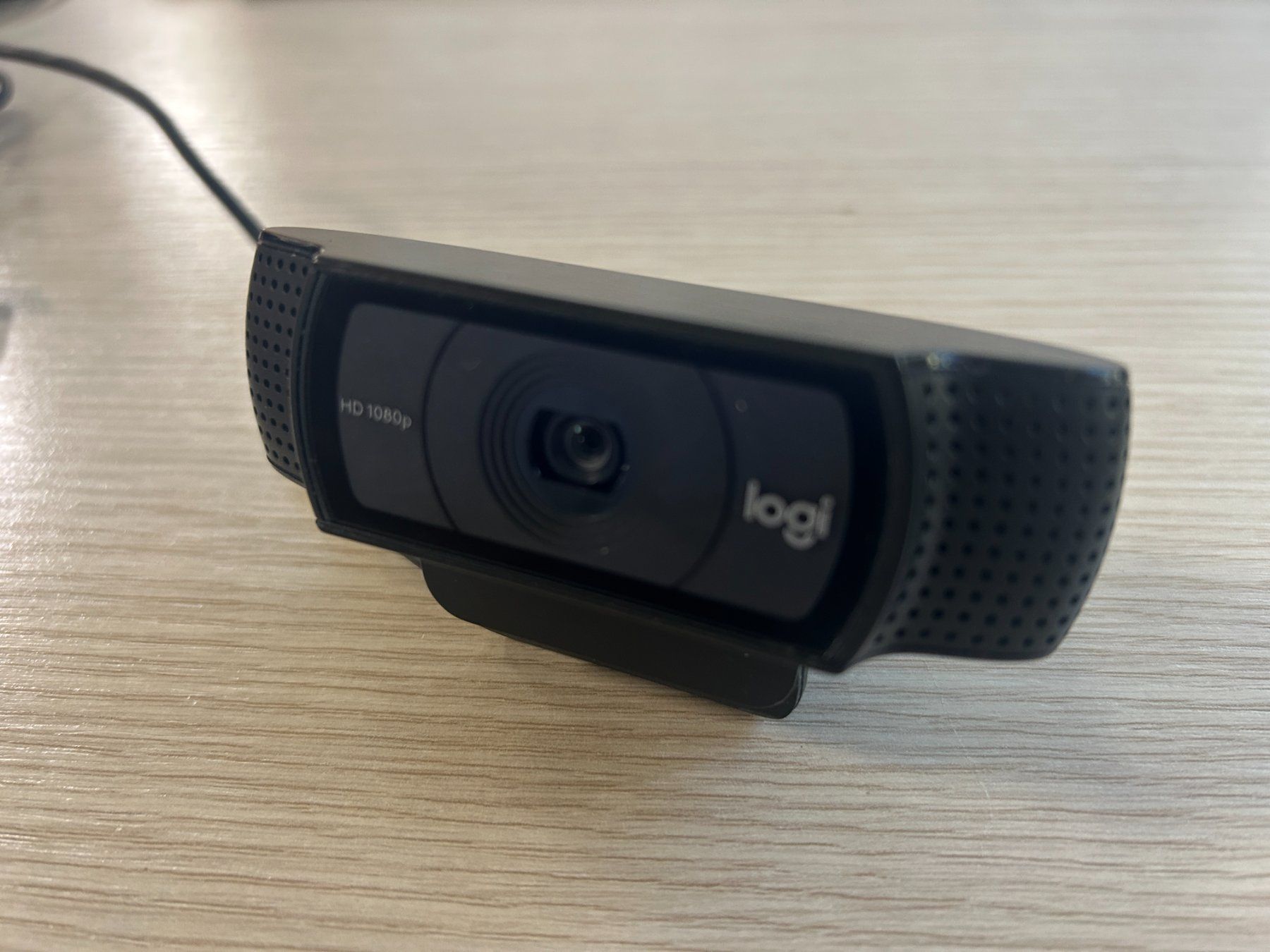 Logitech Webcams: Webcam Logitech V-U0028 – D'occasion à Camorino par c_raf 2