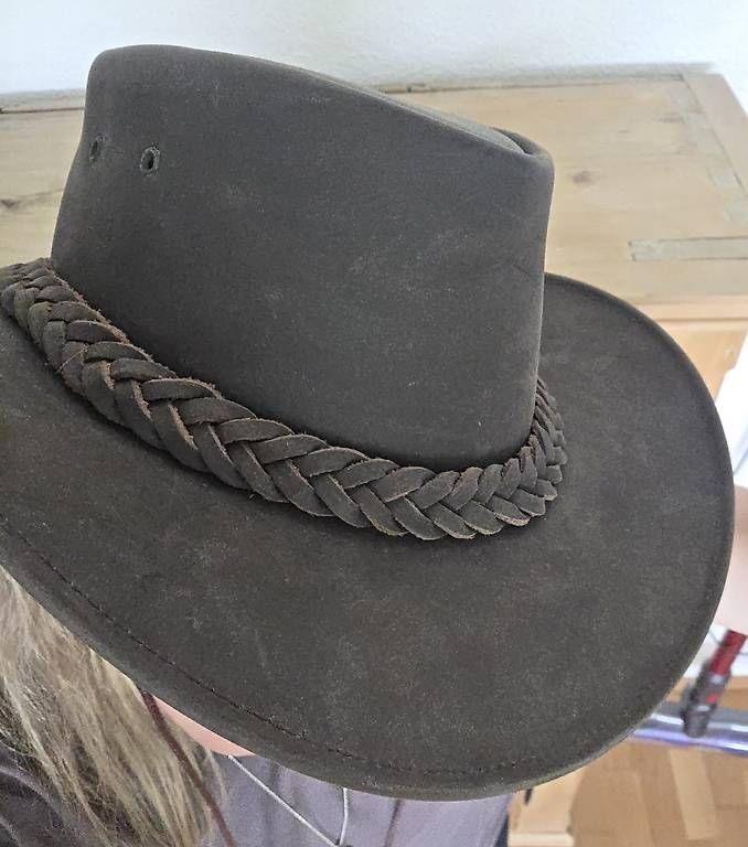 Copricapi, berretti & cappellini: Cowboy-Hut (Leder, Grösse S) – Usato da Herisau venduto da lia17