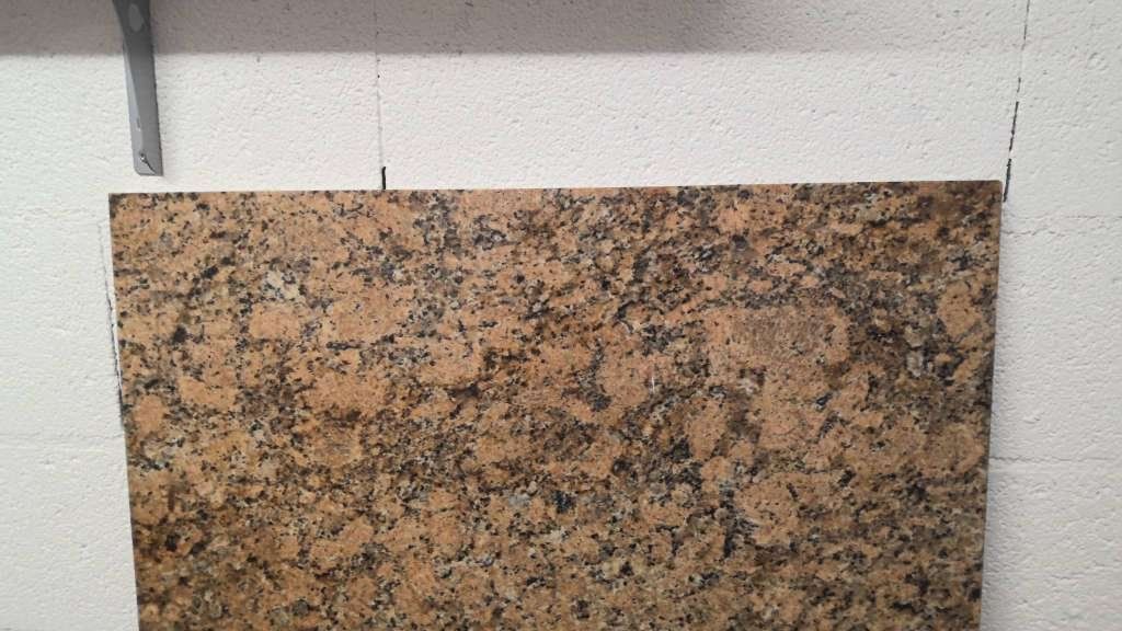 Tavoli: plateau de table en granite – Nuovo (secondo la descrizione) da lossy venduto da katz_fr