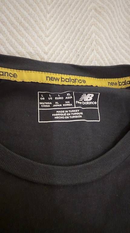 Canottiere & Pantaloni: FC Liverpool Shirt schwarz – Usato da Brunnen venduto da sea_c7bm 2
