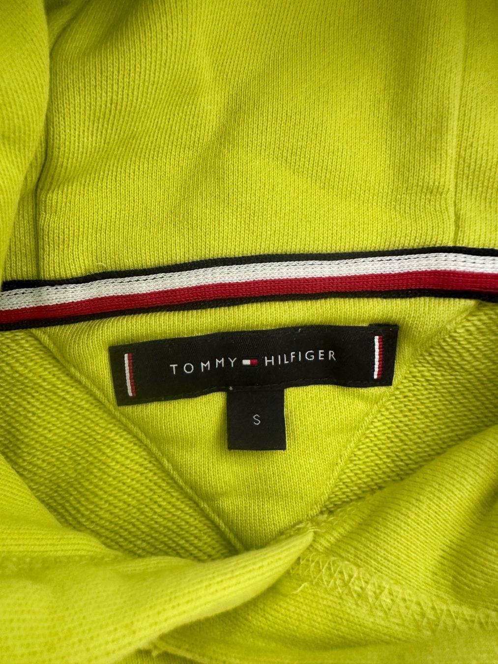 Tommy Hilfiger Maglioni & Felpe: Tommy Hilfiger Hoodie – Nuovo (secondo la descrizione) da Steffisburg venduto da Rojan5041 2