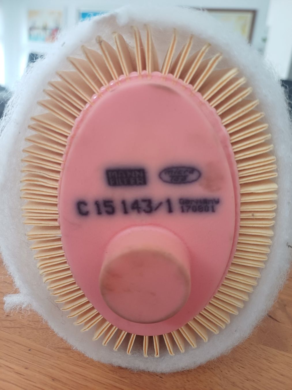 BMW Tutti pezzi di ricambio auto: Luftfilter Neu! BMW E 60/61 3.0 Diesel – Usato da Niederhasli venduto da madmax23