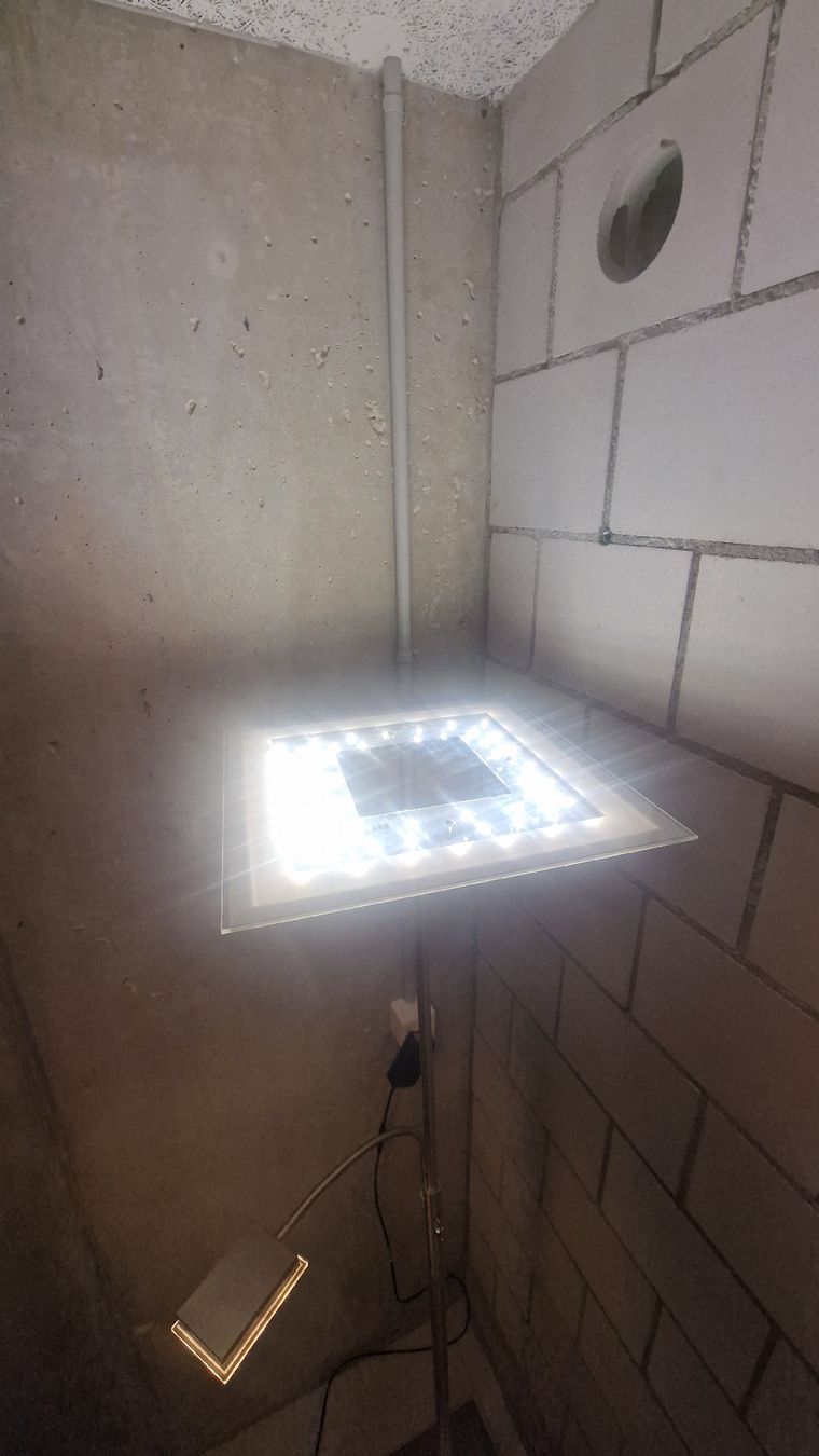 Lampes: LED Stehlampe mit Flexarm – Neuf (Voir description) à Zollikofen par pandora17 3