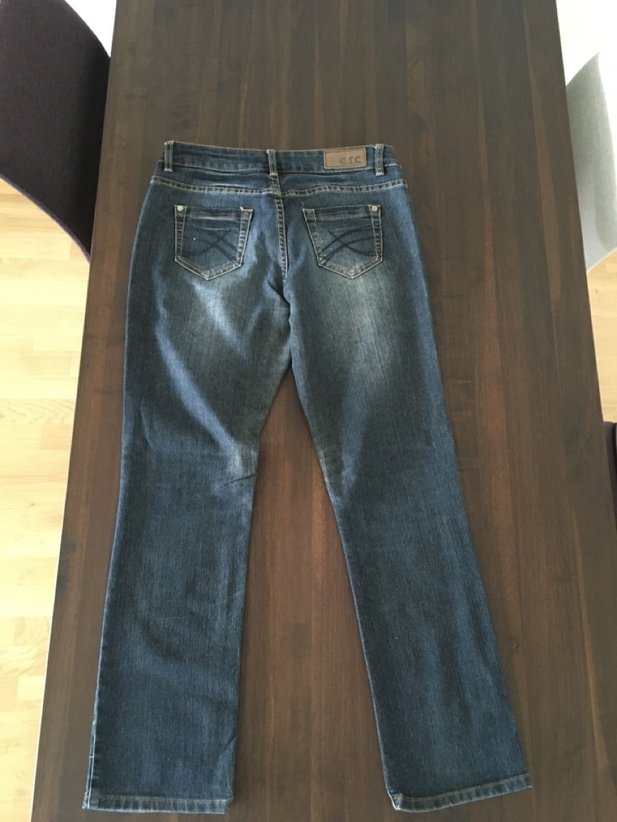 Jeans: Jeans 29/30 – Usato da Regensdorf venduto da scheissspiel 4