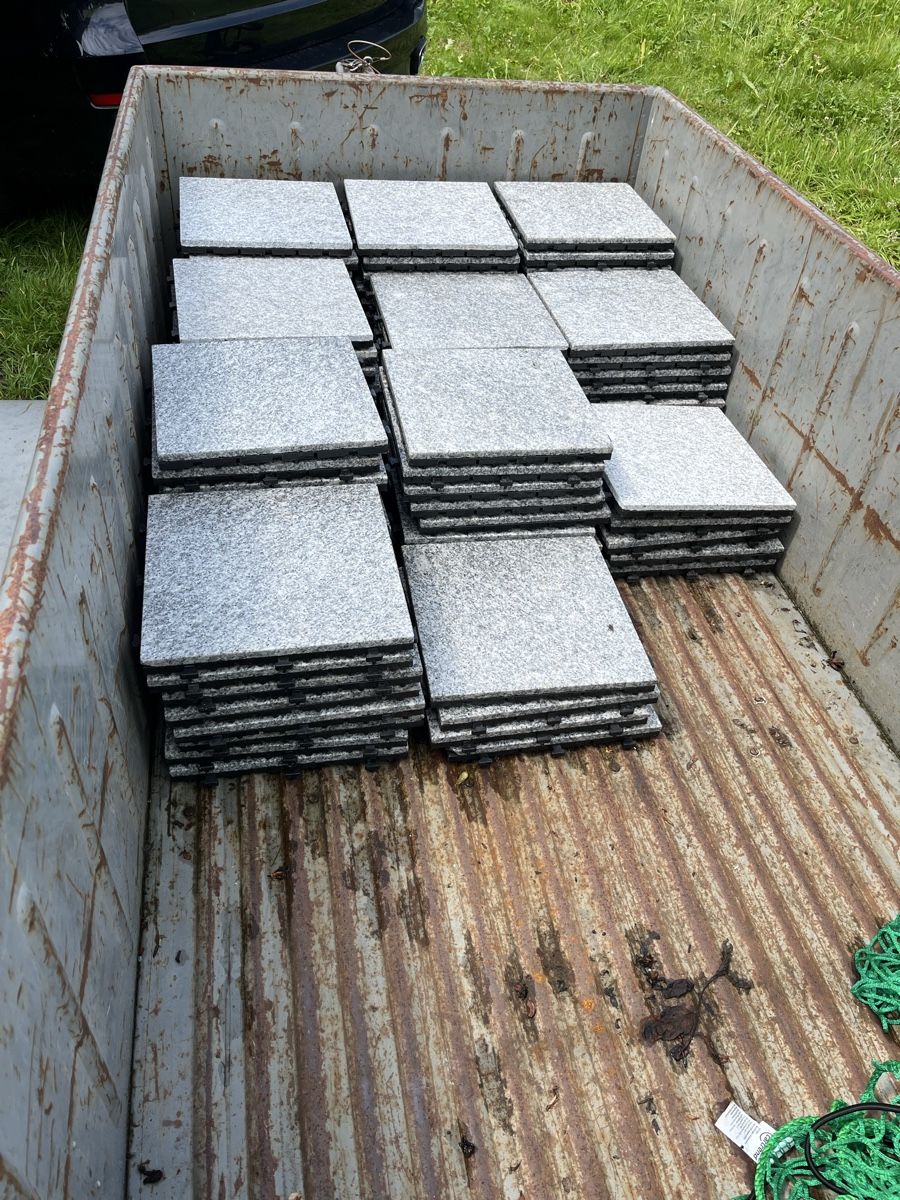Rivestimenti per pavimenti: Granit Klickfliesen / Gartenplatten – Usato da Affoltern am Albis venduto da jan_8jnb