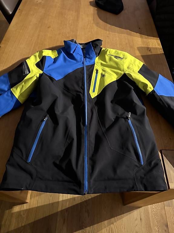 Jacken: Spyder Skijacke L/52 – Gebraucht aus Muotathal von ketola
