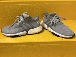 Adidas Sneaker, Gr. 39.5, grau