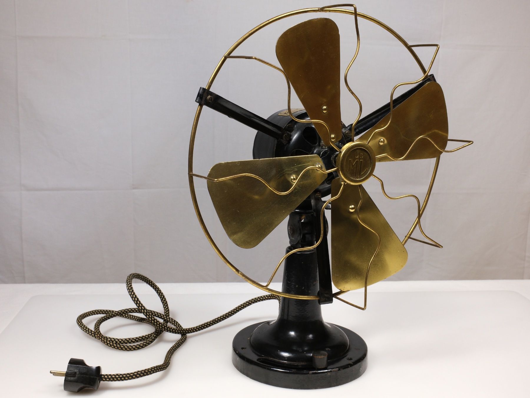Ventilateurs: Antiker Ventilator Dr. ML, Max Levy Berlin N.65, Type 2518 – Défectueux à Lobsigen par Markus_Haenggi_Bern 5