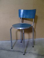 blauer runder Vintage Kelko Stuhl mit Chrom