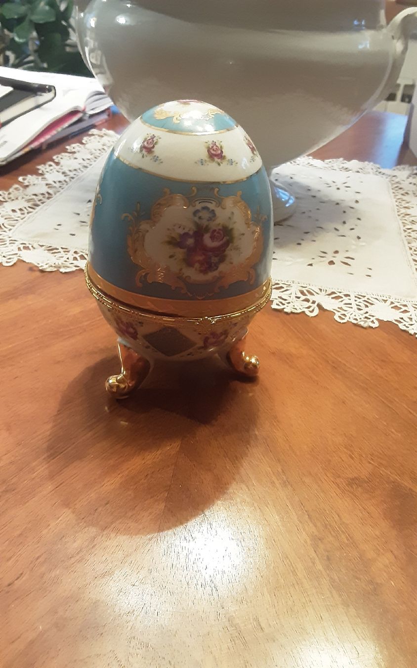 Toutes les décorations: porzellan Ei – D'occasion à Ambrì par Maerz87