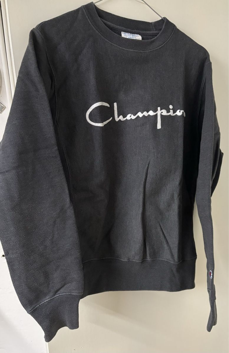 Champion Pullover & Sweatshirts: Champion Pullover – Gebraucht aus Küsnacht ZH von imm.ad