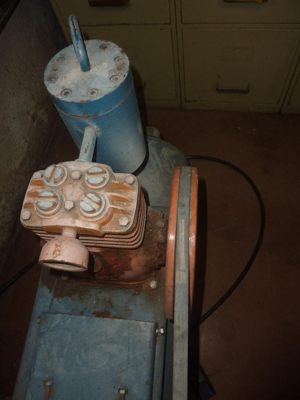 Compressori: Grosser Kompressor, nähe Baden – Usato da Triengen venduto da Nussbaum14 2