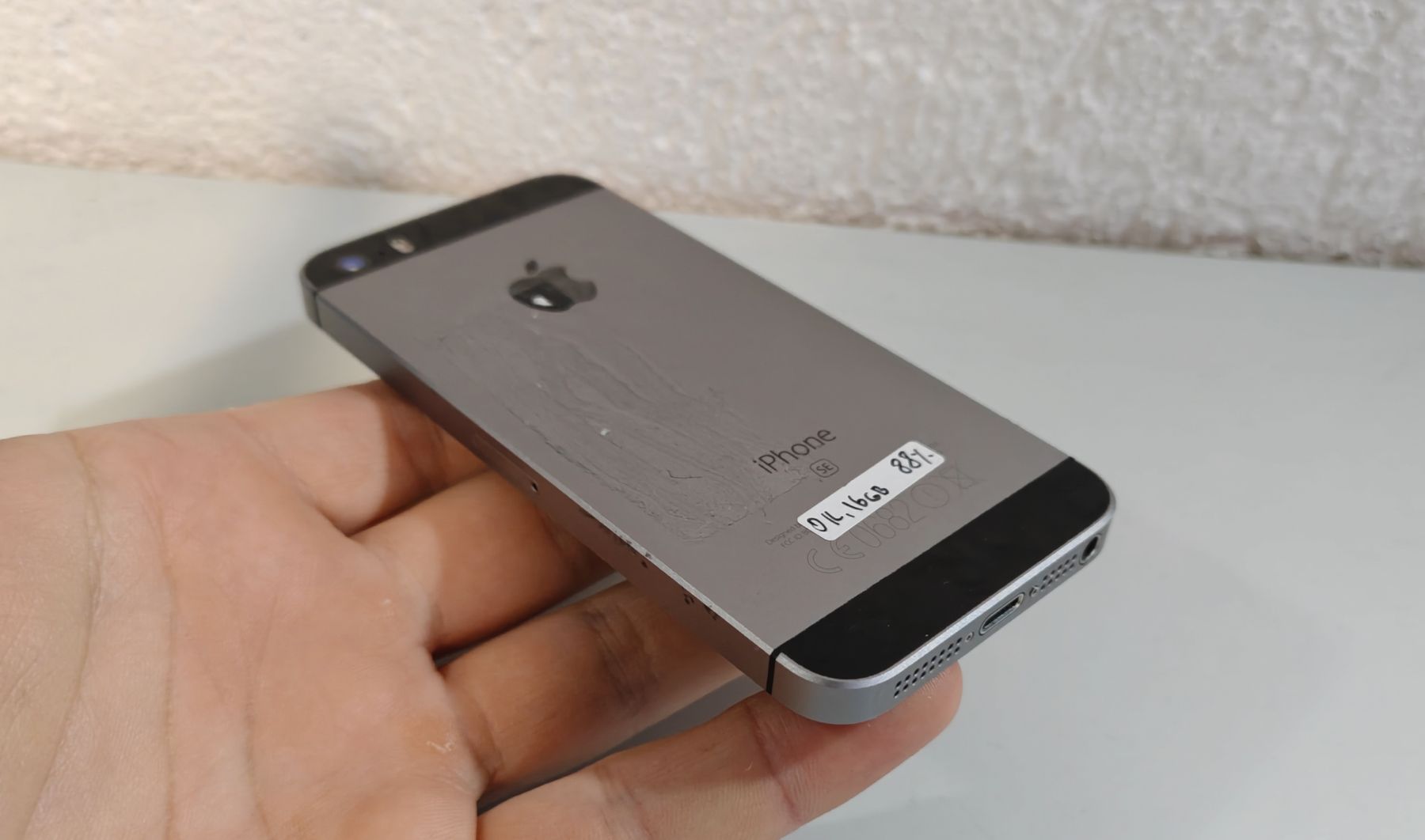 Apple Telefoni cellulari / Smartphones: iPhone SE – Usato da Ehrendingen venduto da Rocky985 5