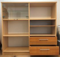 Highboard mit Vitrine