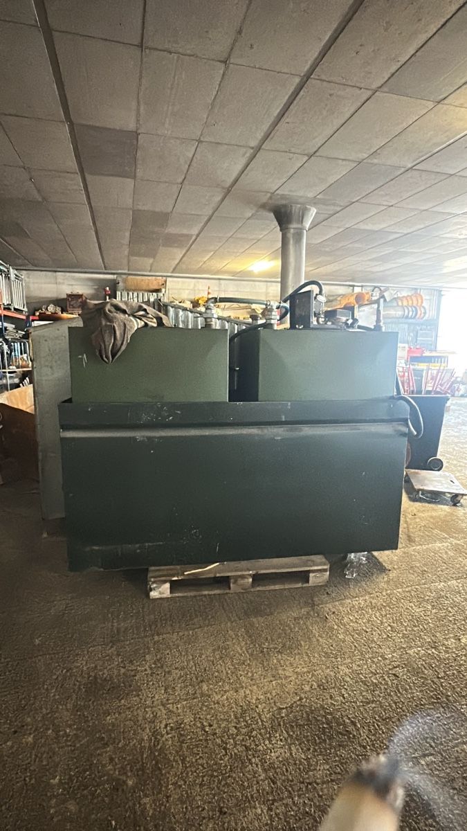 Sonstiges Fahrzeugzubehör: Zwei mal 1000 Liter Tank – Gebraucht aus Birrhard von Bjonda10 2