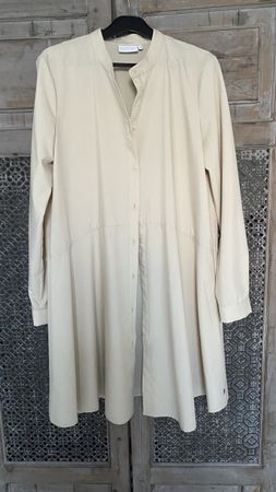 Elegantes Hemdkleid von Coster Copenhagen in Beige, Grösse 3