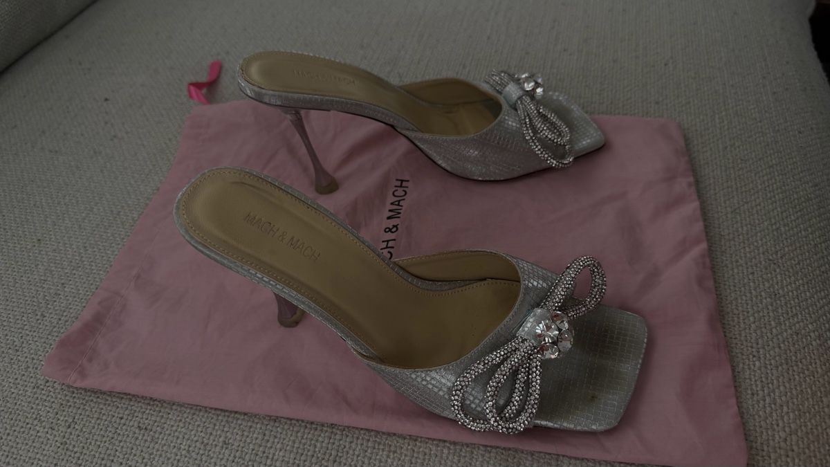 Scarpe da donna: Mach & Mach Silver Bow Heels Size 36, dust bag – Usato da Rothrist venduto da anitunia2010 1