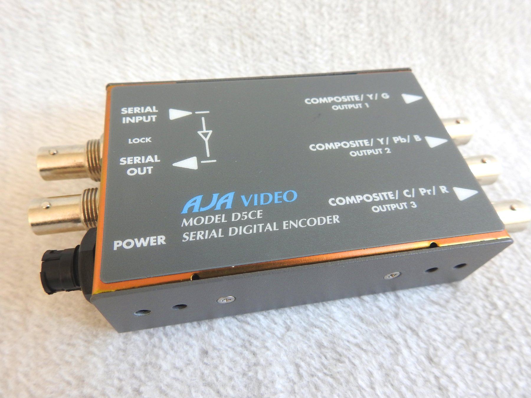 Videocamere: AJA D5CE SDI to Composite Analog Video Converter – Usato da Zürich venduto da Malco0