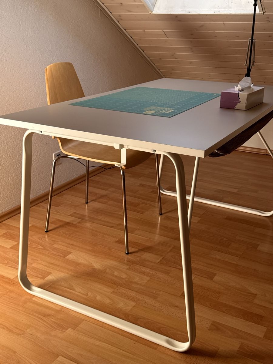 Ikea Schreibtische: Bureau – Neu (gemäss Beschreibung) aus Ecublens VD von daw_6d7j 1