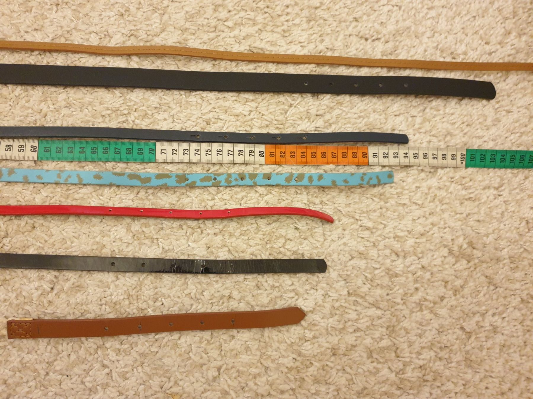 Cinture: Ceinture, lot 6pièces, styles variés – Nuovo e nell'imballaggio originale da Neuchâtel venduto da Verenas12 5