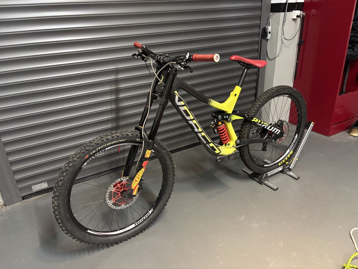 Norco Biciclette: Custom Norco Aurum C7.1 – Usato da Wattwil venduto da Mueller842