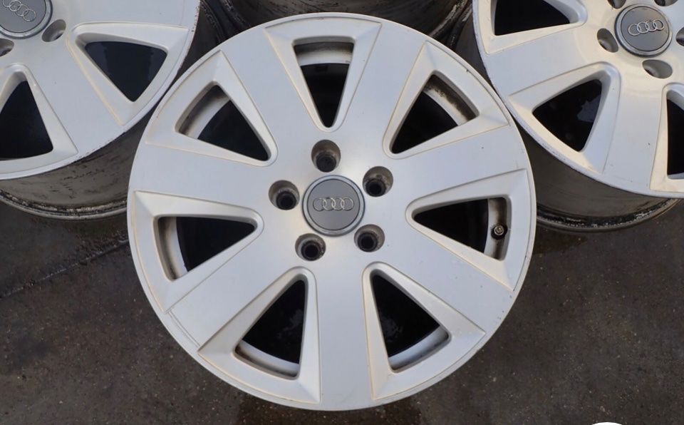 4 Original Audi Alu Felgen Alu Felge Audi 16 Zoll | Acheter sur Ricardo