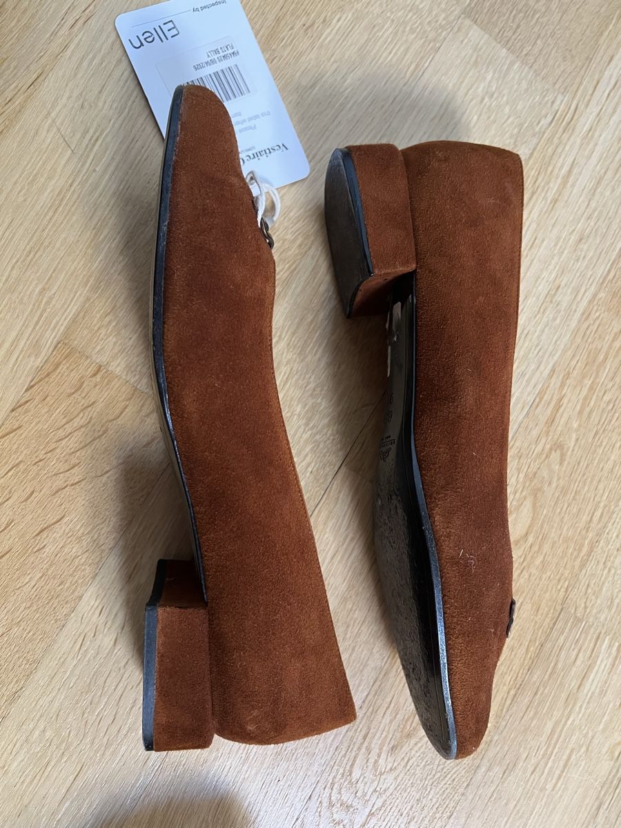Bally Scarpe da donna: BALLY Flats Brown Suede Shoes – Usato da Urdorf venduto da fre_8xmr 1