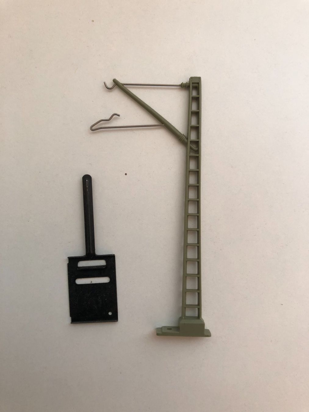 Märklin Modellini di ferrovie: Märklin H0 7509 Oberleitungsmast – Usato da Rodersdorf venduto da Joerg11