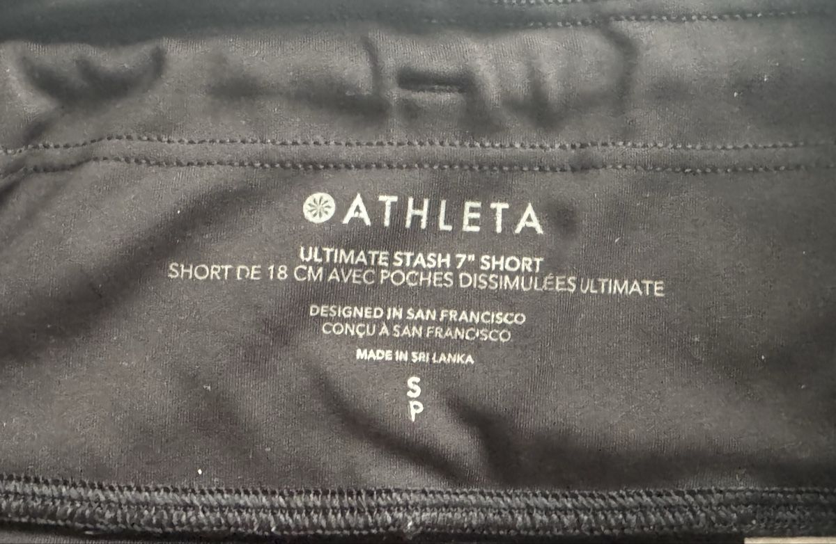 Leggings: Athleta Ultimate Stash 7" Short black size S – Neuf (Voir description) à Zürich par Benutzername-B 3