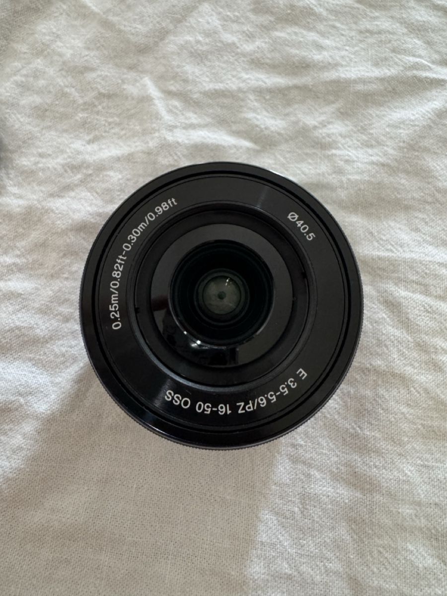 Sony Objectifs: Sony 16-50mm / 3.5-5.6 E Mount – D'occasion à Uznach par Jan9927
