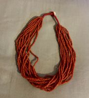 Petit Collier ethnique de perles rouges vintage