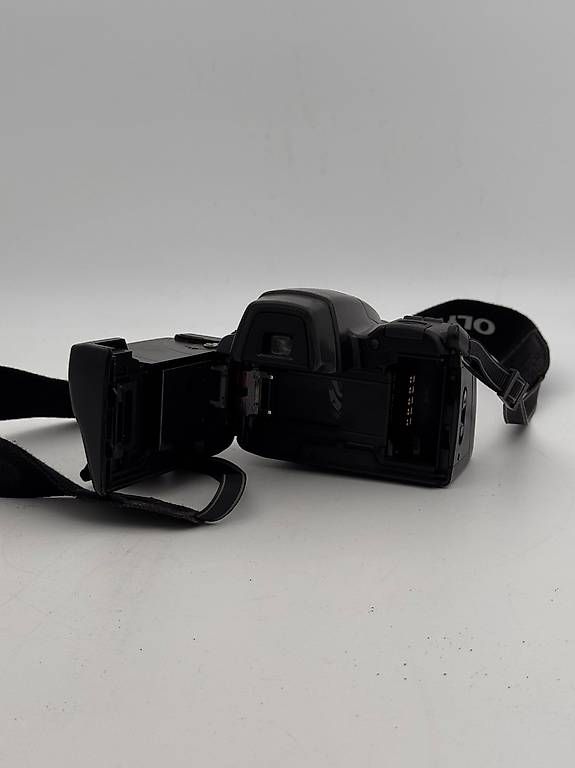 Olympus Fotocamera: Olympus IS-1000 Point and Shoot – Usato da Basel venduto da MeSellstuf 3