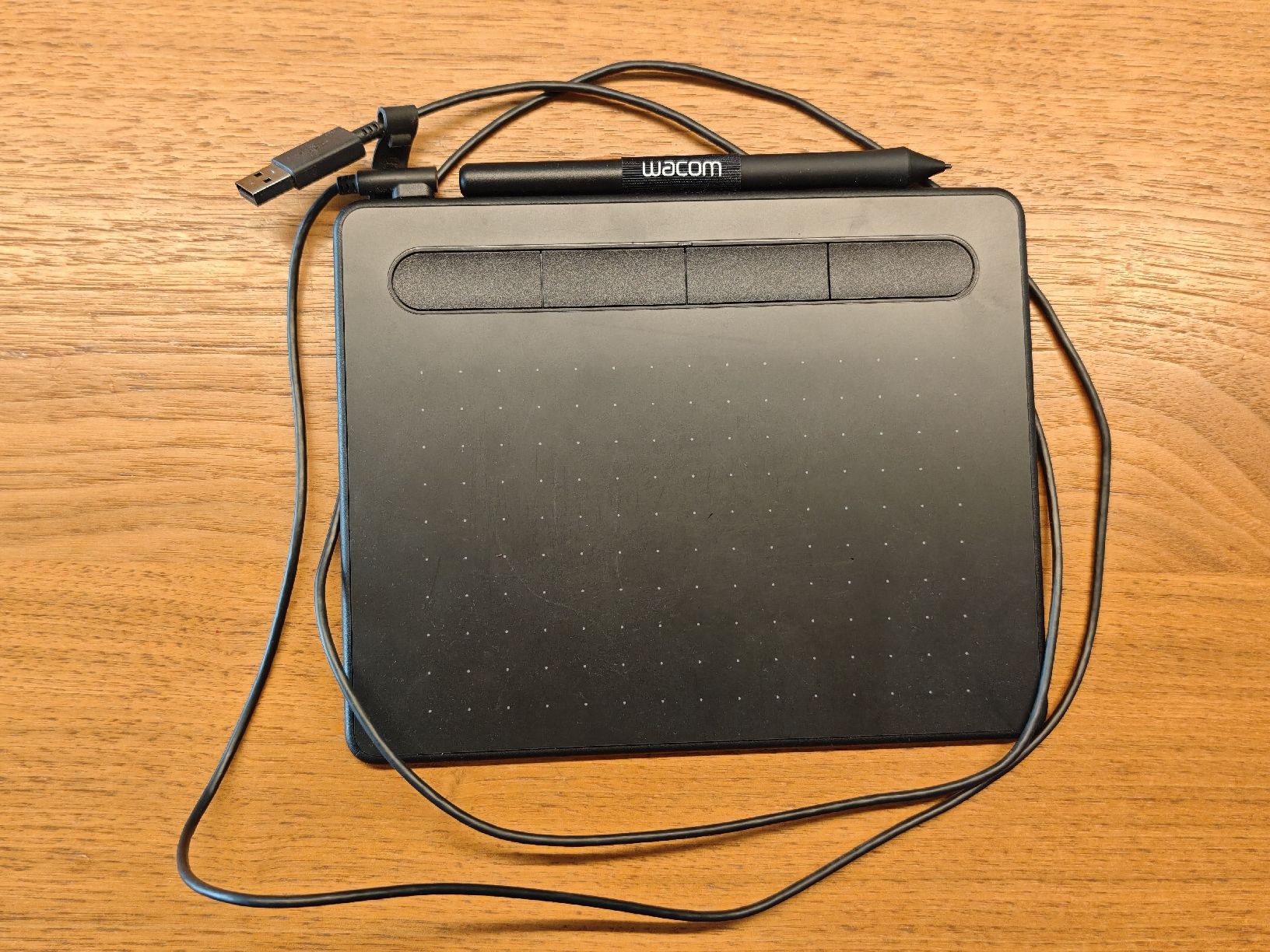 Wacom Tablettes PC: Wacom Intuos mit Stift  – Neuf (Voir description) à Horw par rah_lrb2