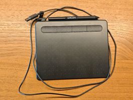 Wacom Intuos mit Stift 