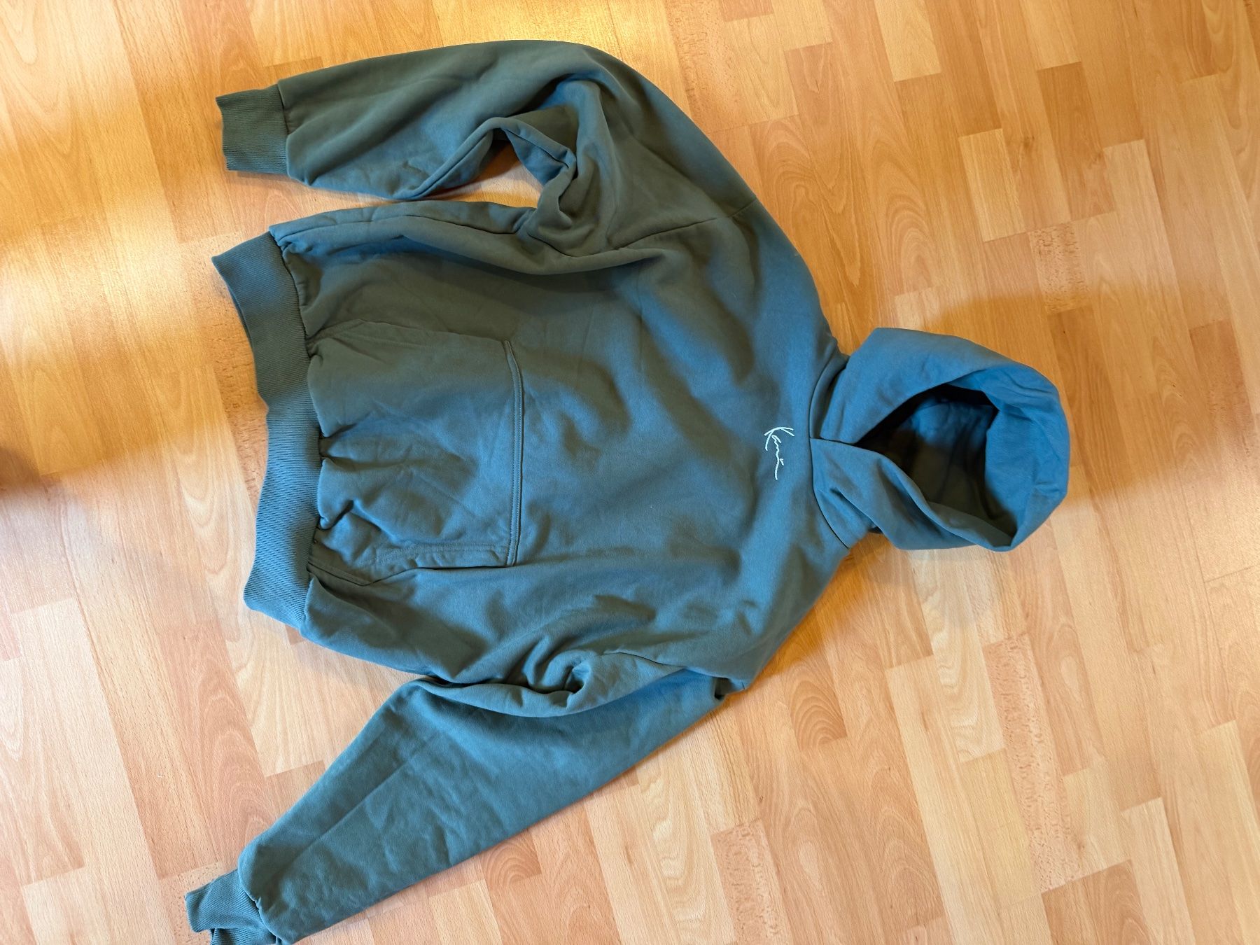 Karl Kani Maglioni & Felpe: Pullover Karl Kani – Usato da Derendingen venduto da sim_k5mx 1