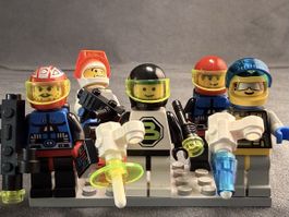 Lego Space Explorer Mini Figures