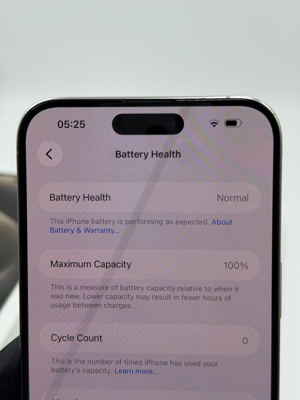 Apple Telefoni cellulari / Smartphones: IPhone 15Pro Max 256GB Weiss – Usato da Campocologno venduto da ReplaceHub 9