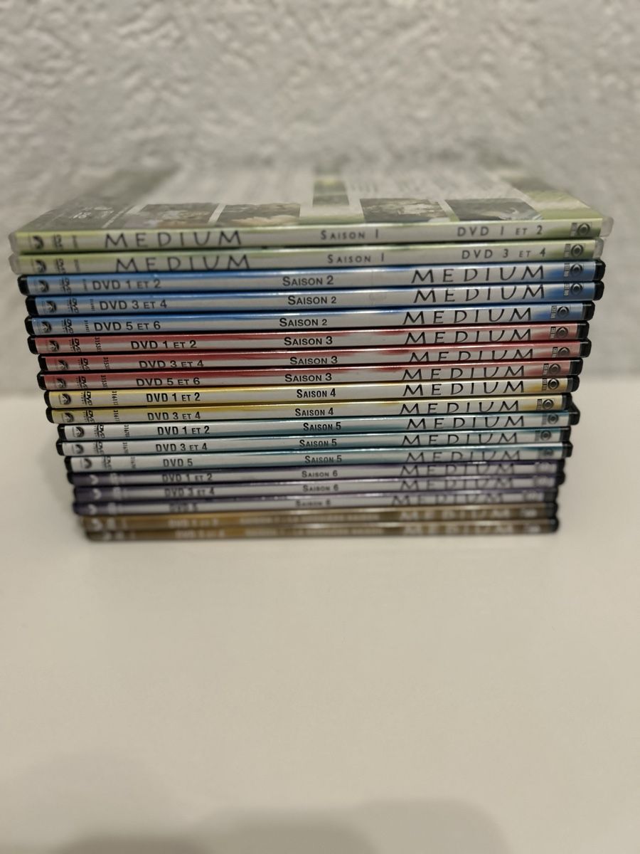 Tous les DVDs: DVD Medium série complète en français   – D'occasion à sion par Sarah_BR19 1