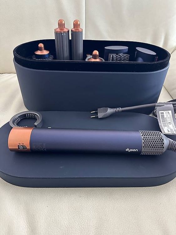 Dyson Airwrap - Complete Long - Blau/Kupfer (Gebraucht) in Buchs