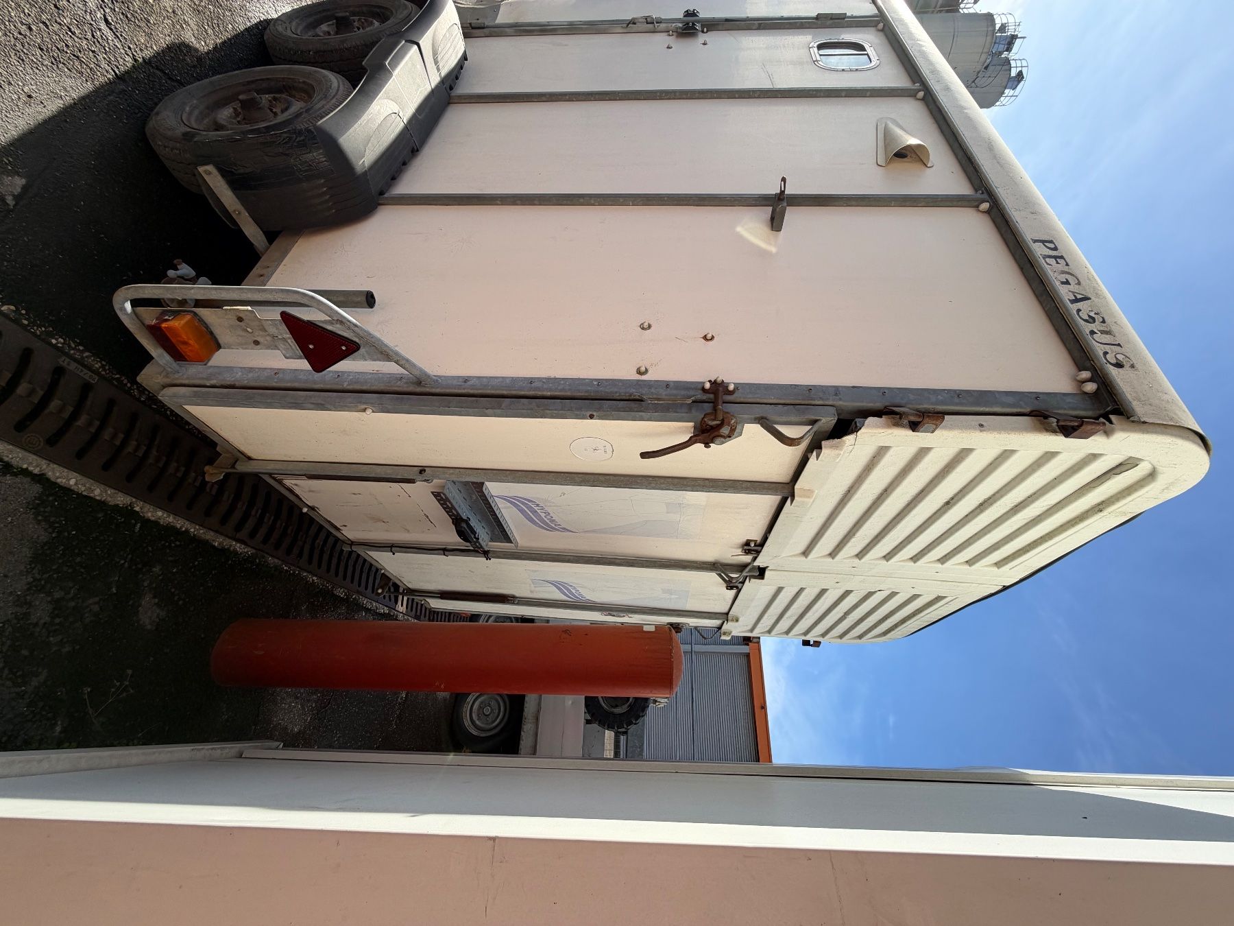 Rimorchi: Remorque fourgon 2500kg – Usato da Grand-Lancy venduto da Jojo6466 9